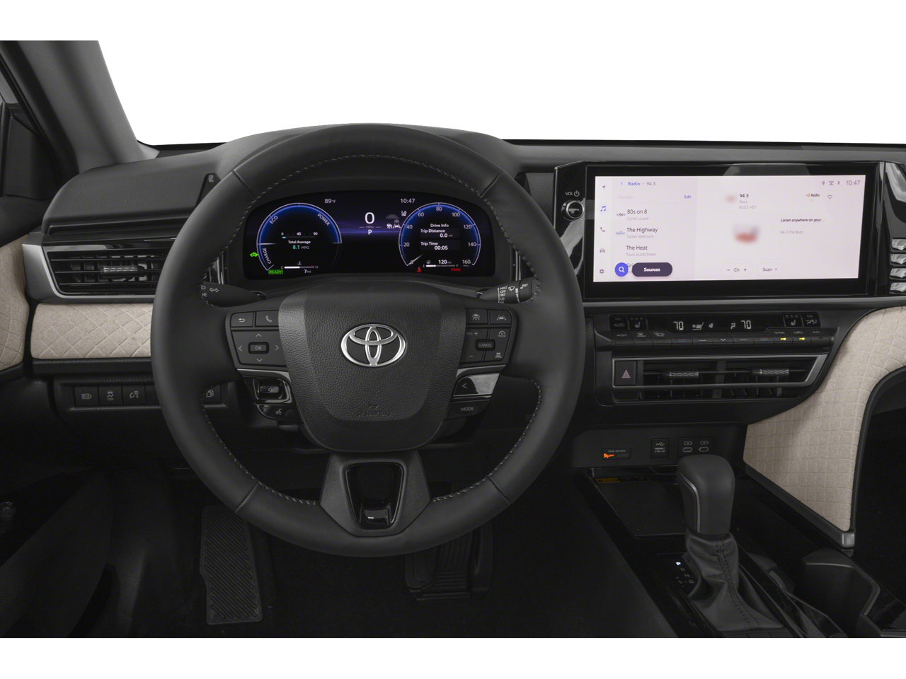 2025 Toyota Camry XLE photo 4
