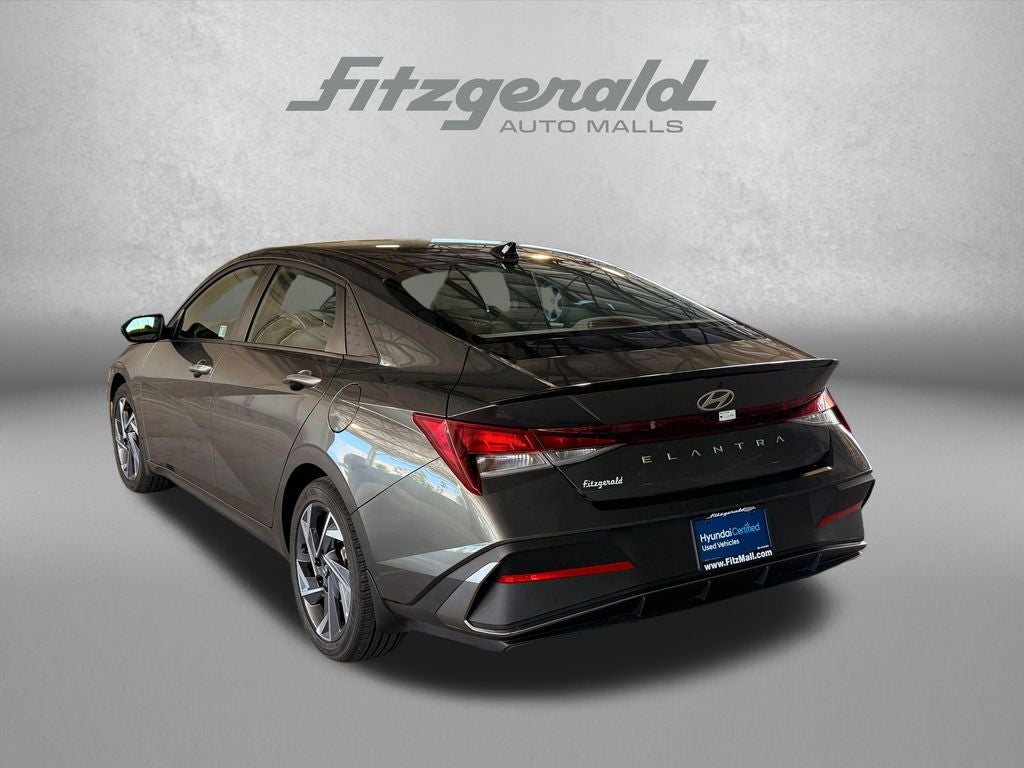 2025 Hyundai Elantra SEL Sport
