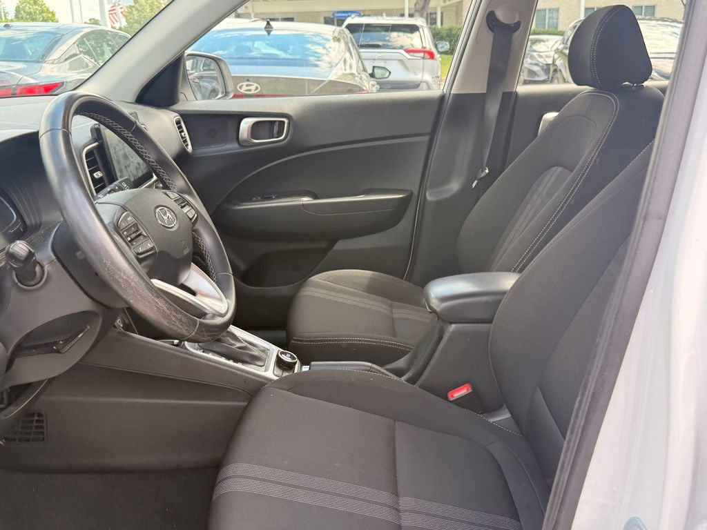 2025 Hyundai Venue SEL