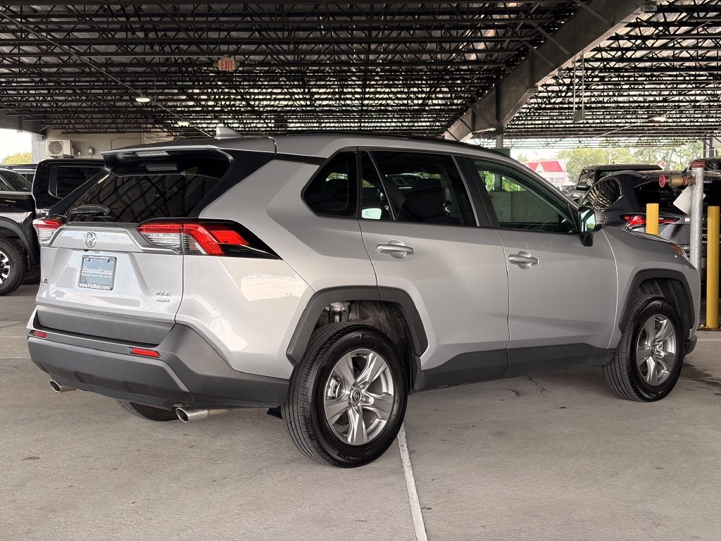 2025 Toyota RAV4 XLE