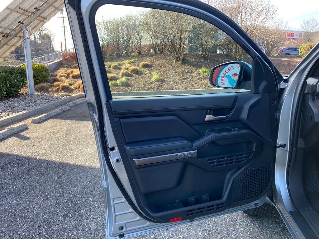 2025 Toyota TACOMA TRD OFFRD TRD Off-Road