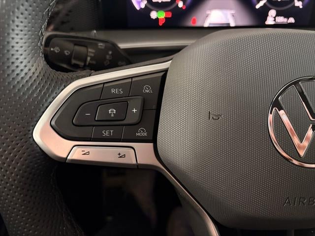 2025 Volkswagen Tiguan 2.0T SE R-Line Black