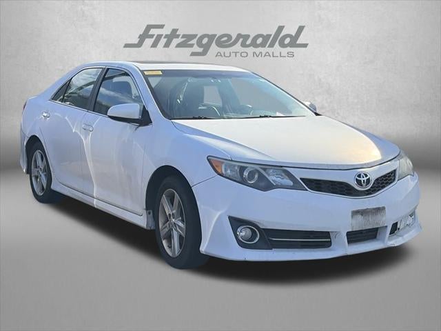 2014 Toyota CAMRY SE