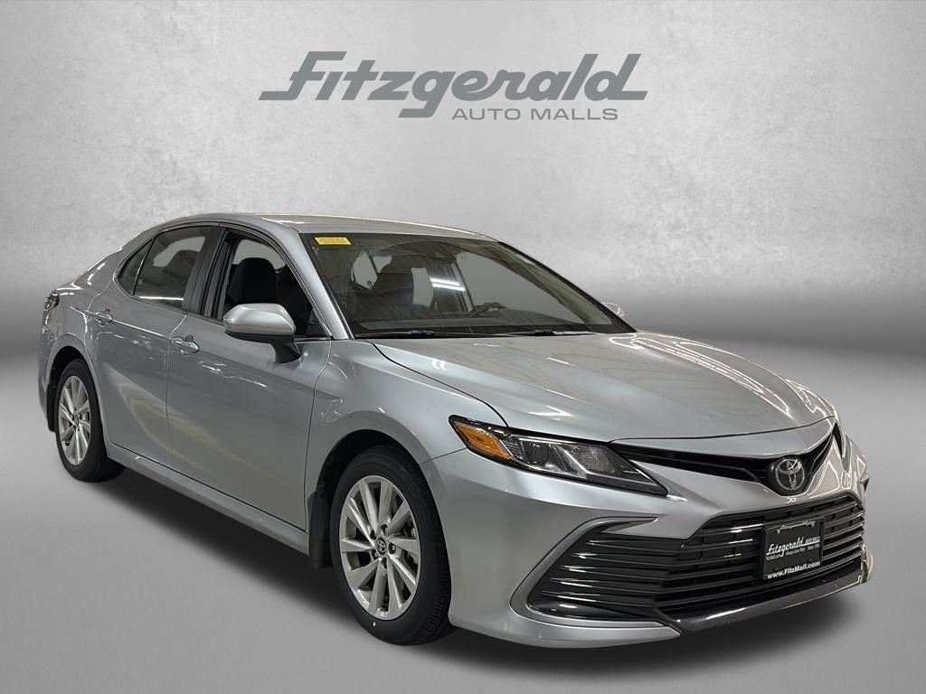 2024 Toyota CAMRY LE