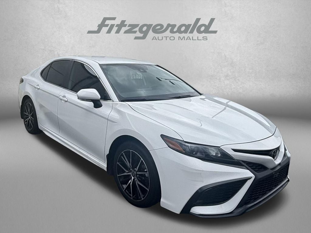 2024 Toyota Camry SE