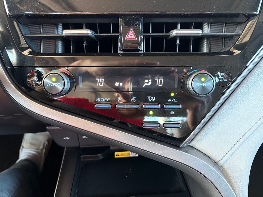 2022 Toyota CAMRY XSE