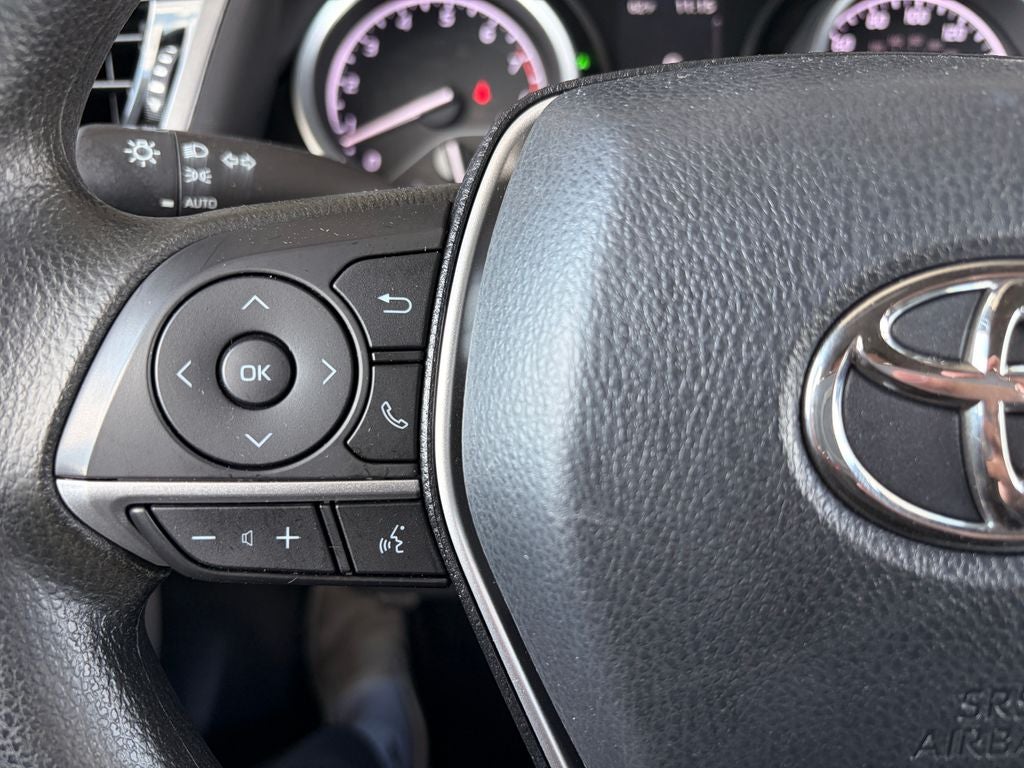 2022 Toyota CAMRY LE