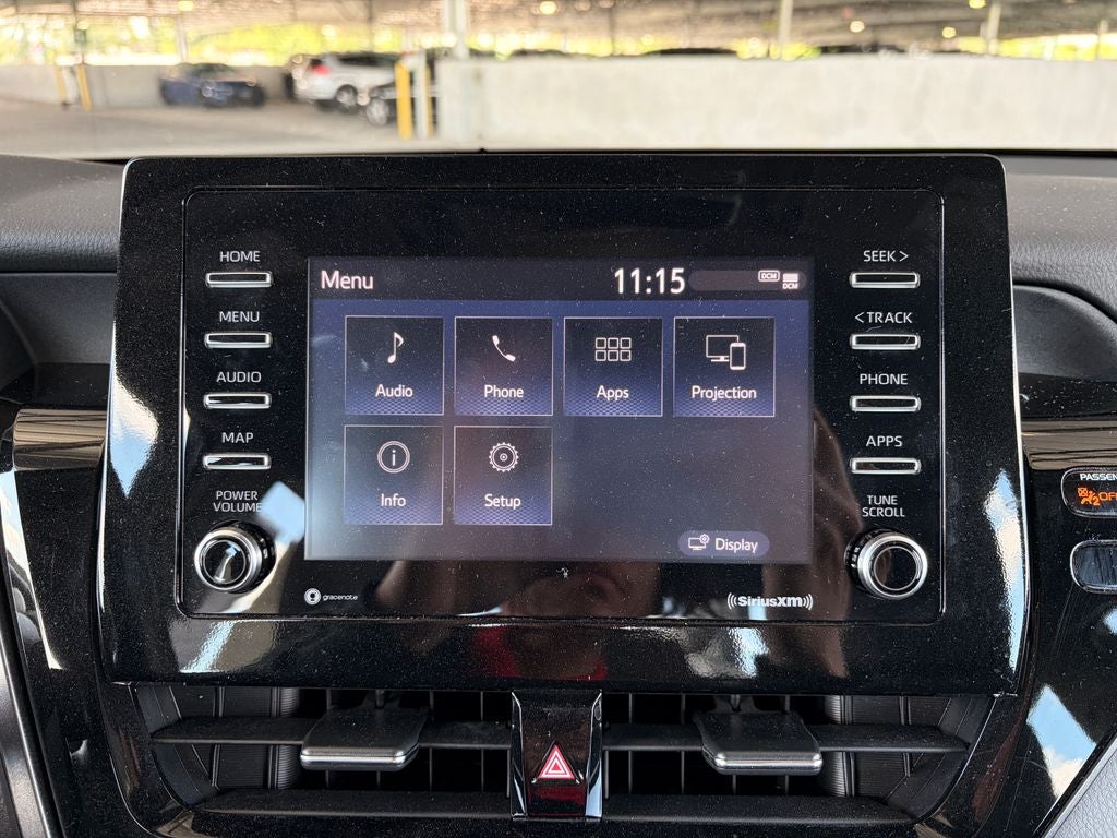 2022 Toyota CAMRY LE
