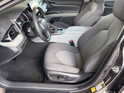 2022 Toyota CAMRY LE