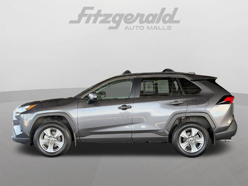 2025 Toyota RAV4 Hybrid XLE
