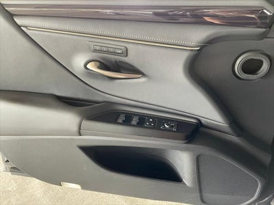 2019 Lexus ES 350