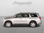 2017 Toyota Sequoia SR5 5.7L