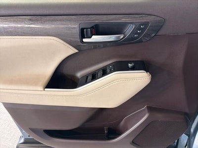 2020 Toyota HIGHLANDER Platinum