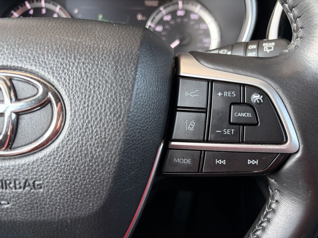 2024 Toyota Highlander XSE