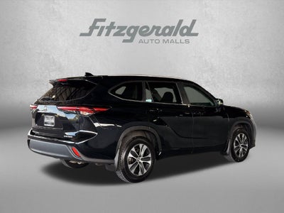 2025 Toyota Highlander XLE
