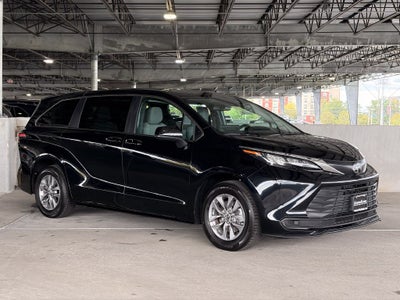 2026 Toyota Sienna LE 7 Passenger