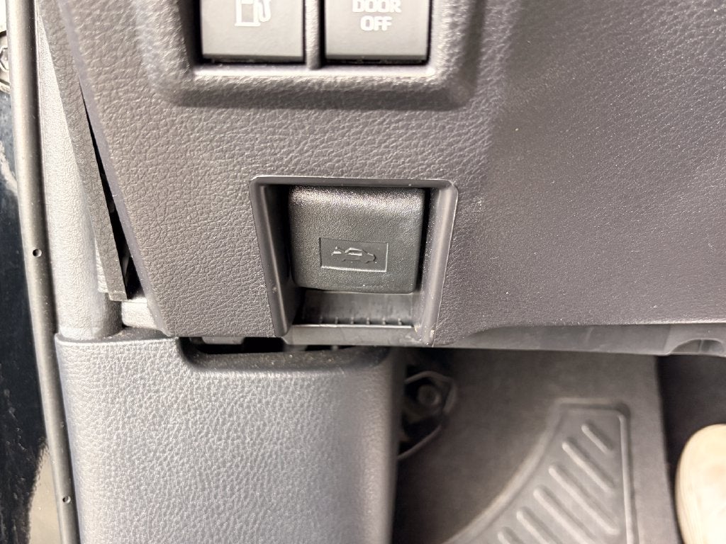 2026 Toyota Sienna LE 7 Passenger