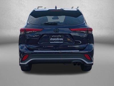 2022 Toyota Highlander XSE