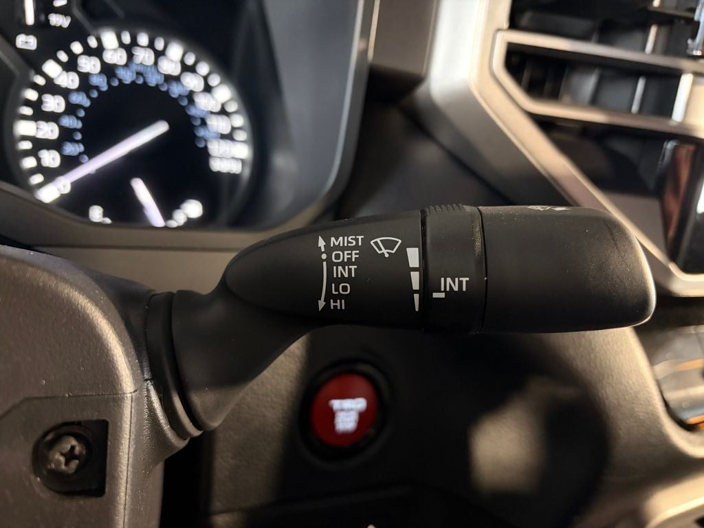 2025 Toyota TUNDRA 4X4 SR5