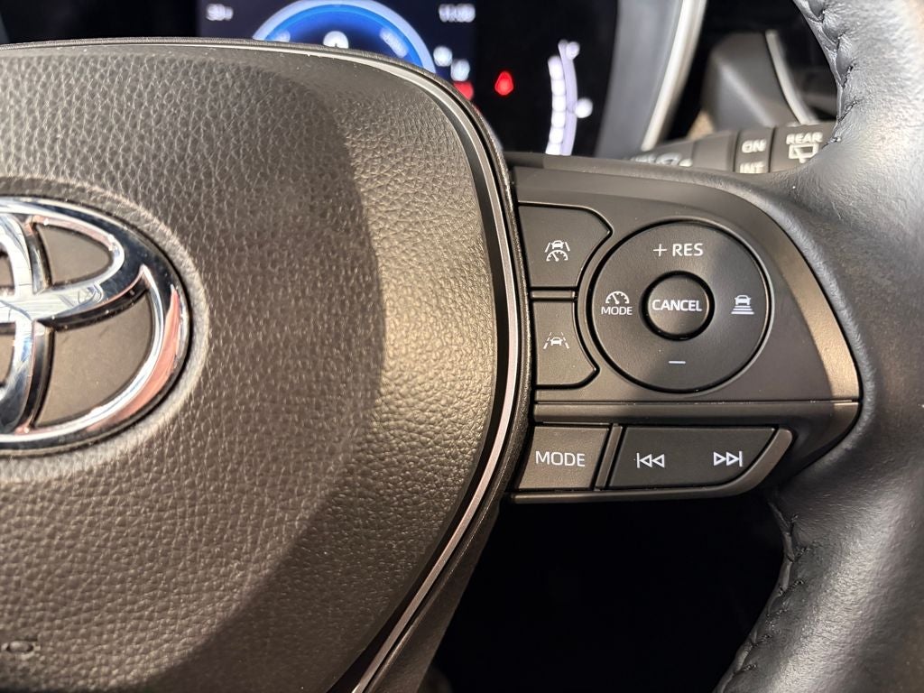 2023 Toyota Corolla Cross Hybrid XSE