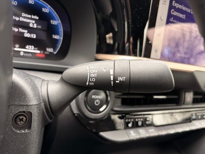 2026 Toyota CROWN XLE