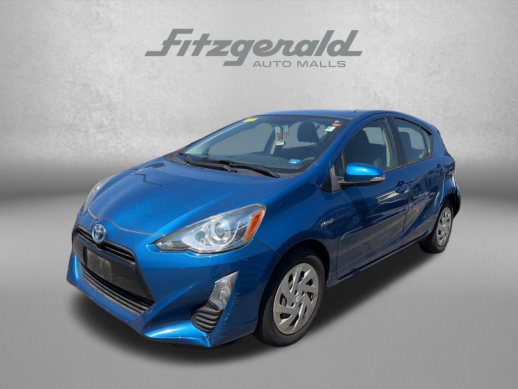 2016 Toyota PRIUS c Three