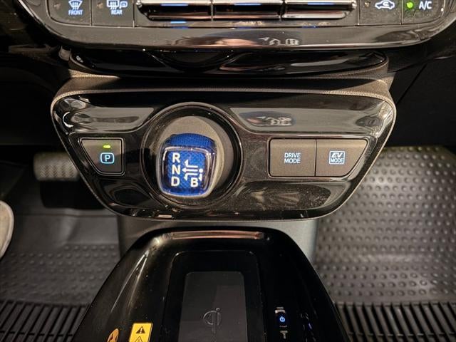 2022 Toyota PRIUS XLE AWD-e