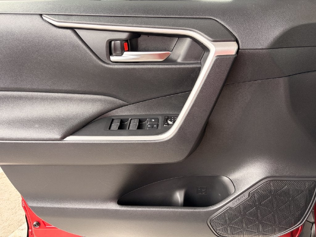 2023 Toyota RAV4 Prime SE