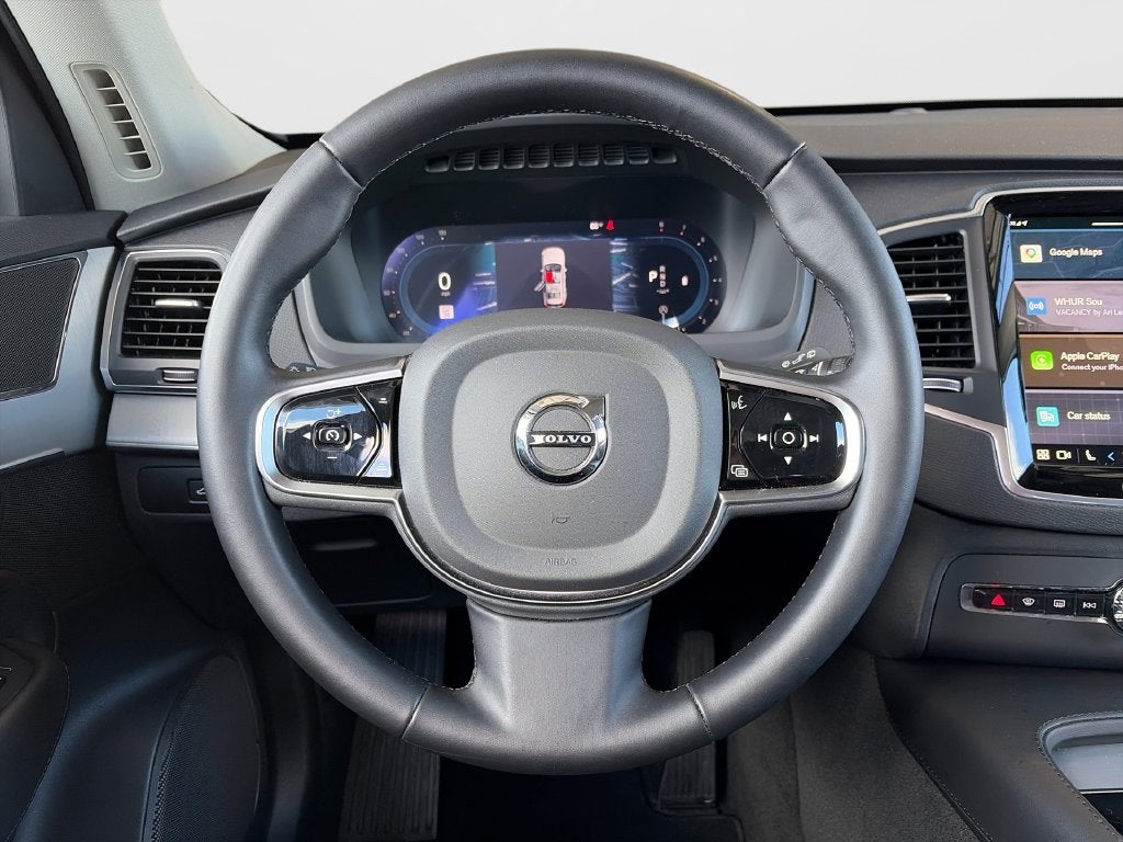 2025 Volvo XC90 B5 Core