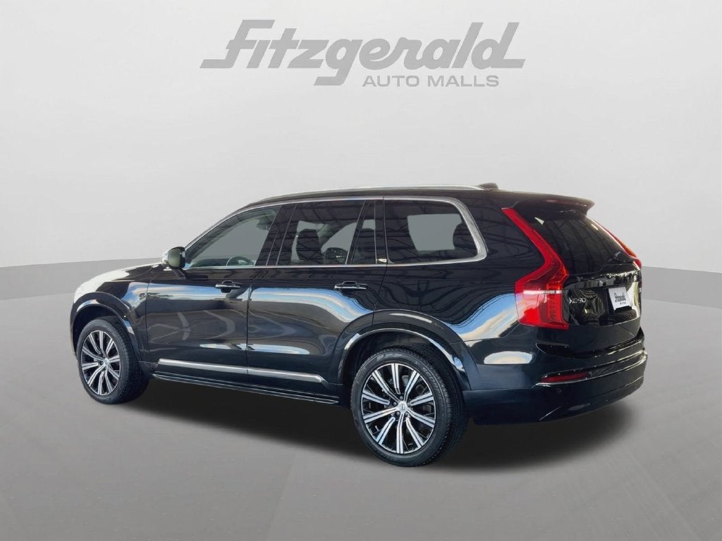 2025 Volvo XC90 B5 Core