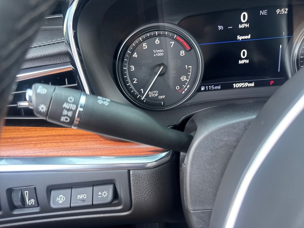 2022 Cadillac XT5 Premium Luxury