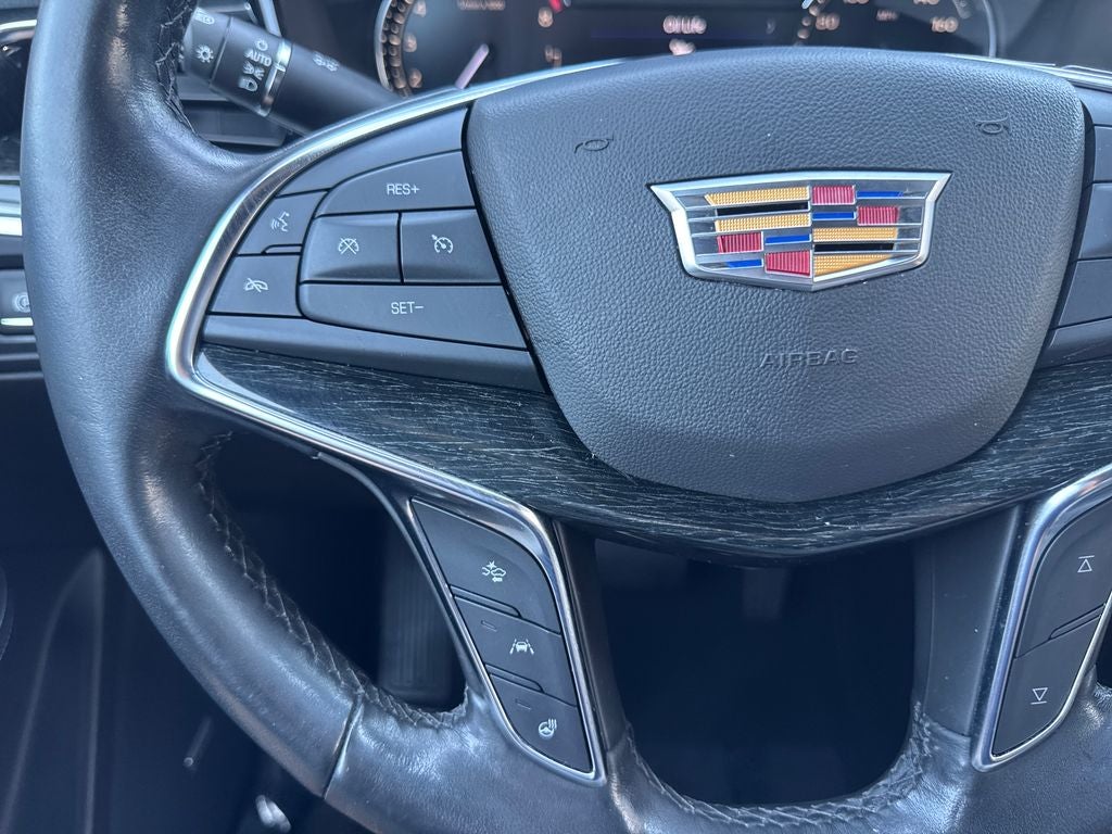 2021 Cadillac XT5 Premium Luxury