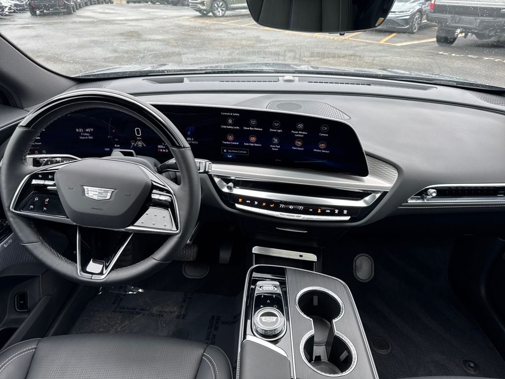 2025 Cadillac LYRIQ Luxury