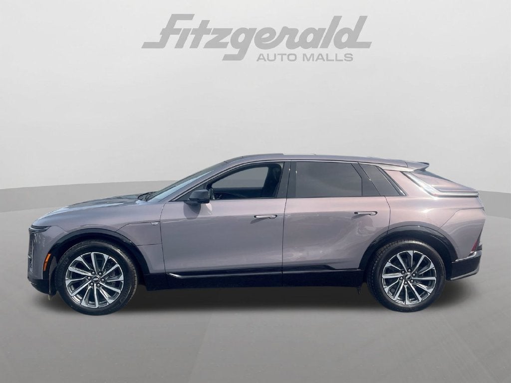 2024 Cadillac LYRIQ Sport