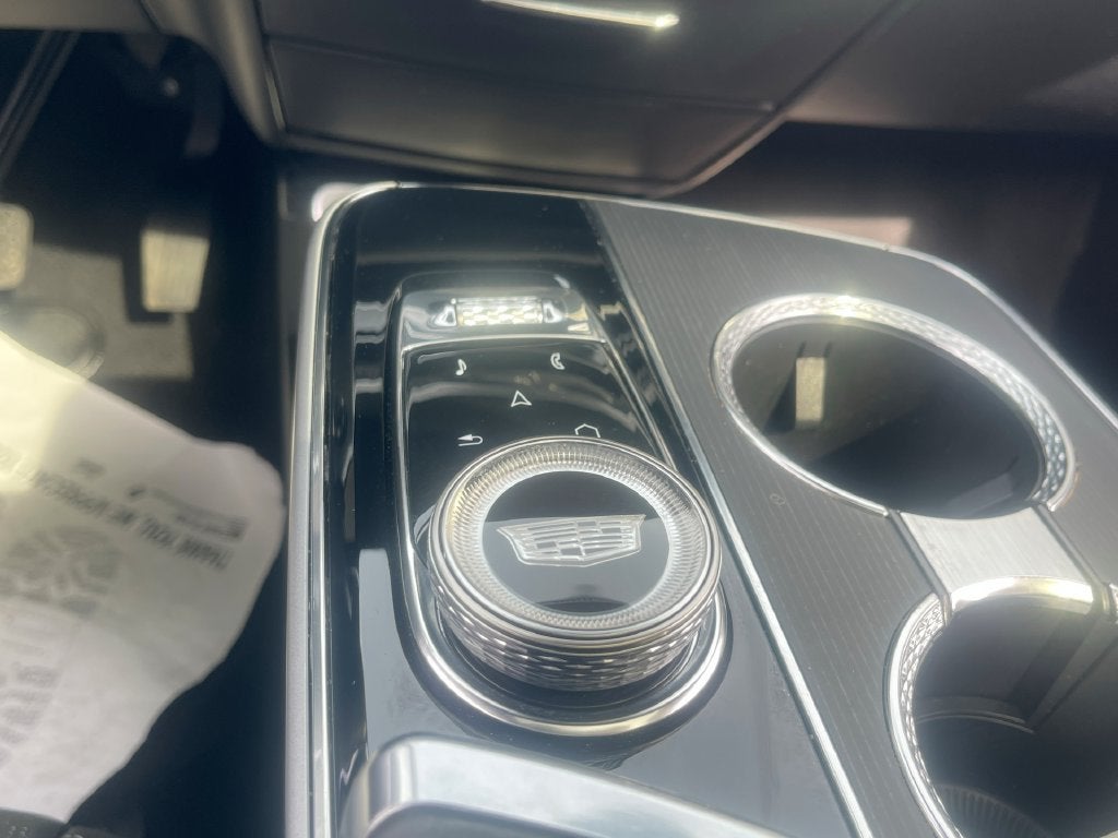 2024 Cadillac LYRIQ Sport