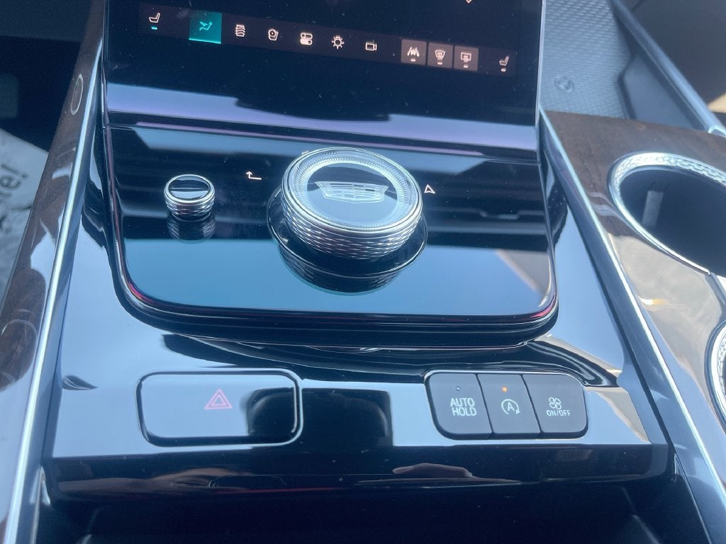 2025 Cadillac Escalade Sport Platinum