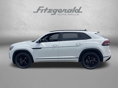 2026 Volkswagen Atlas Cross Sport 2.0T SEL R-Line Black