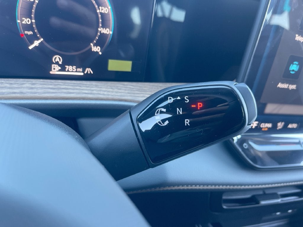 2027 Volkswagen Atlas SEL