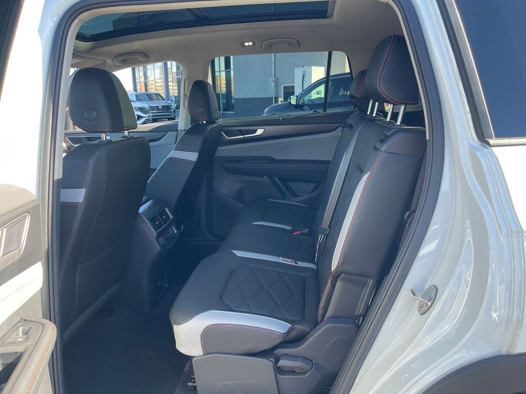 2025 Volkswagen Atlas 2.0T Peak Edition