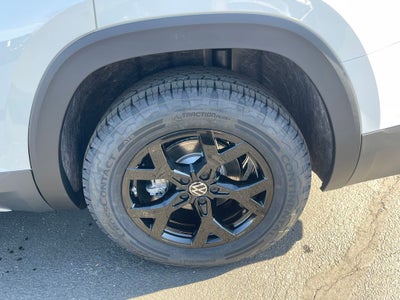 2025 Volkswagen Atlas 2.0T Peak Edition