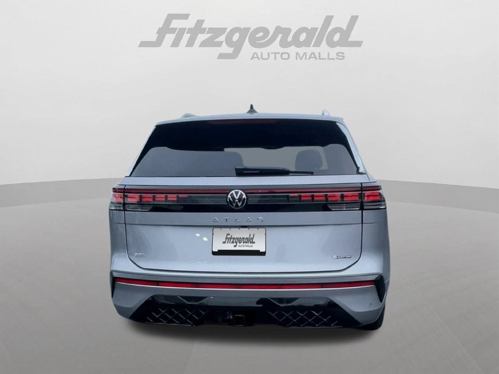 2027 Volkswagen Atlas SEL Premium R-Line