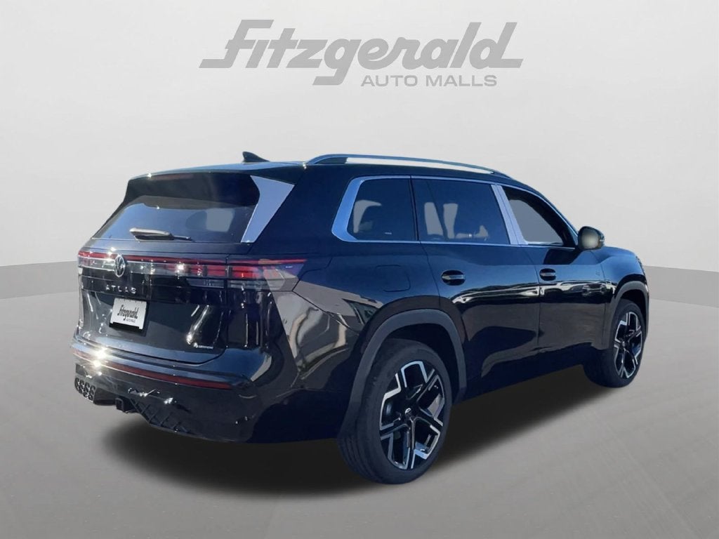 2027 Volkswagen Atlas SEL Premium R-Line