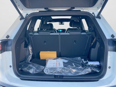 2027 Volkswagen Atlas SEL Premium R-Line