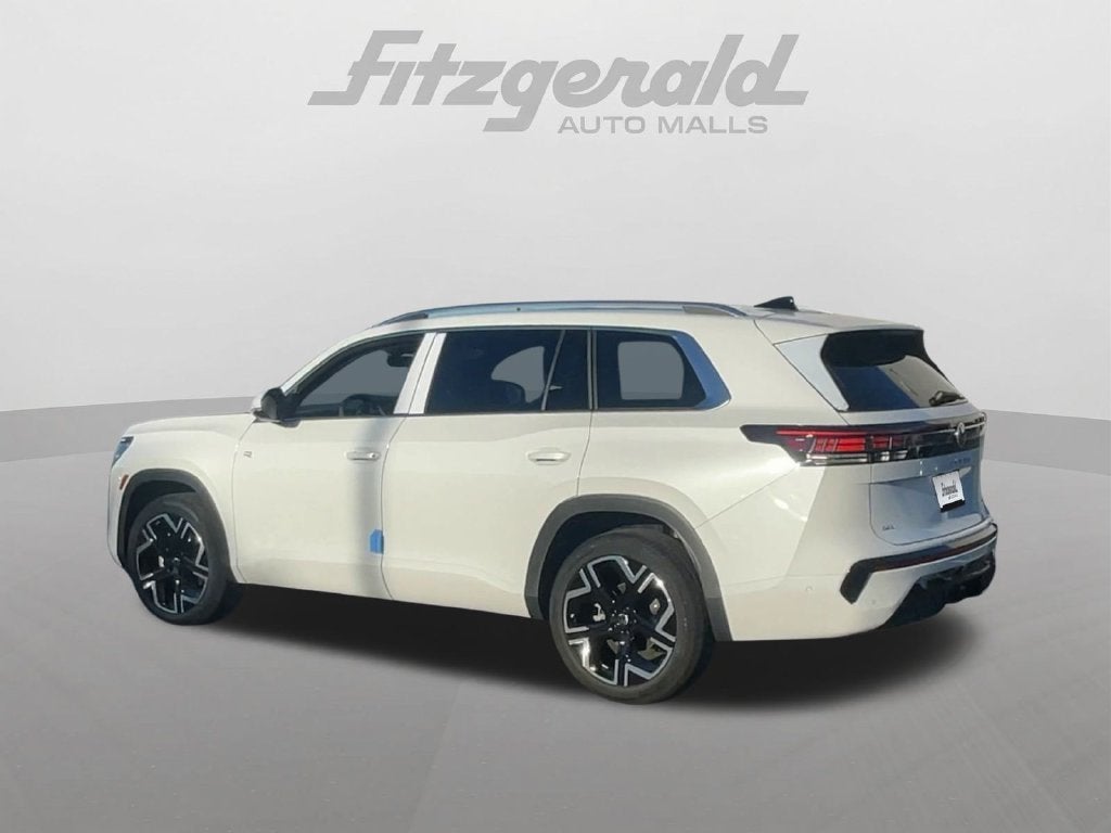 2027 Volkswagen Atlas SEL Premium R-Line