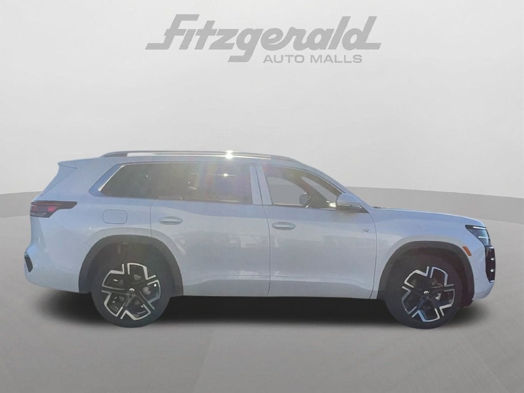 2027 Volkswagen Atlas SEL Premium R-Line