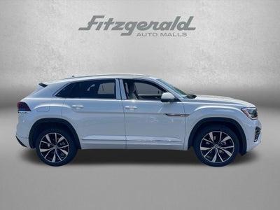 2026 Volkswagen Atlas Cross Sport 2.0T SEL Premium R-Line 4MOTION