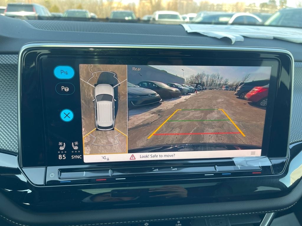 2026 Volkswagen Atlas Cross Sport 2.0T SEL Premium R-Line