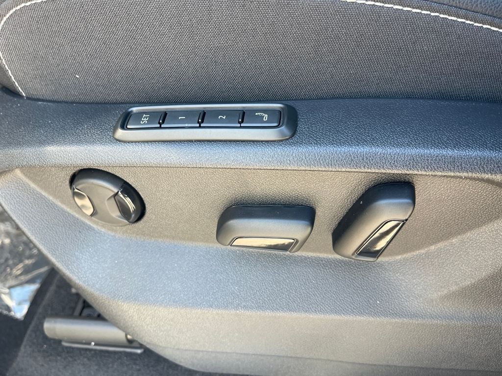 2026 Volkswagen Atlas 2.0T SEL Premium R-Line 4MOTION