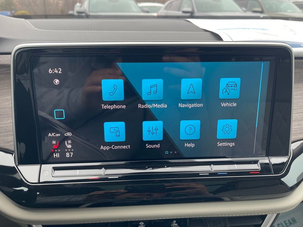 2026 Volkswagen Atlas 2.0T SEL Premium R-Line