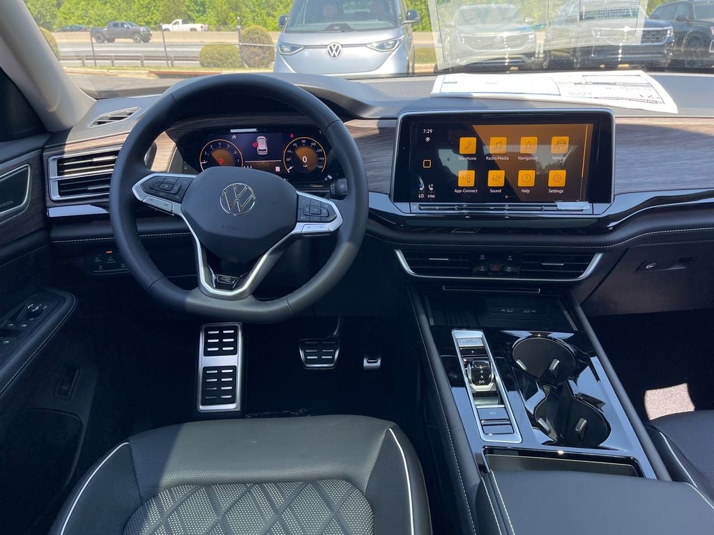 2026 Volkswagen Atlas 2.0T SEL Premium R-Line